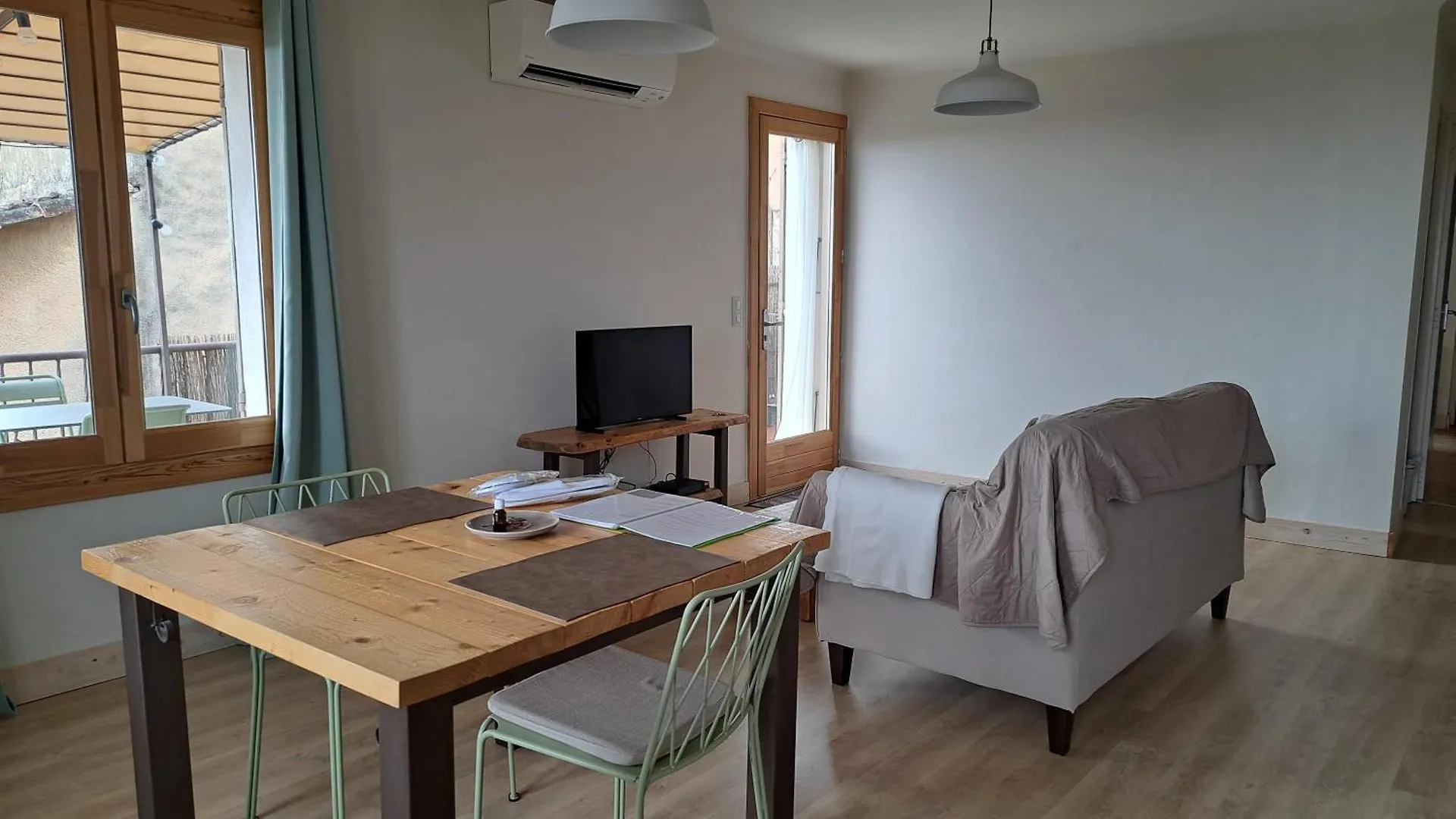 Holiday home La Maison De Gaston Au Coeur Du Luberon Villars  France